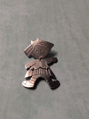 Sterling Silver Curly Girl Pendant